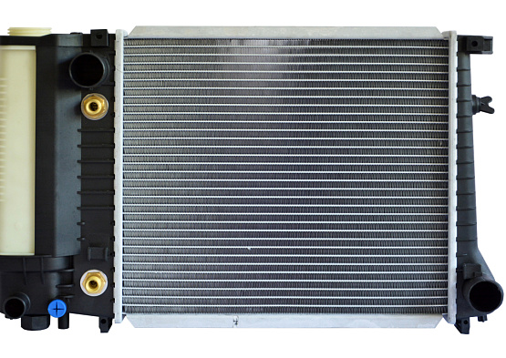 Радиатор охлаждения двигателя Gerat BW-106/3R